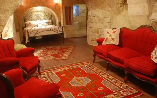 Cappadocia Castle Cave Hotel