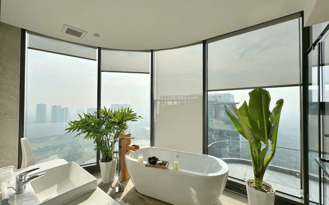 Sakura Homestay - Landmark Ecopark