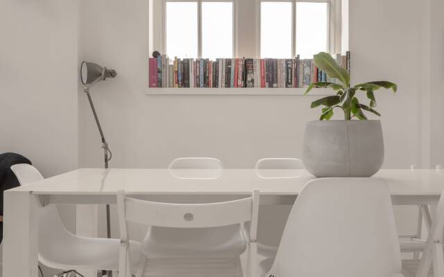 1 Bedroom Retro Apartment