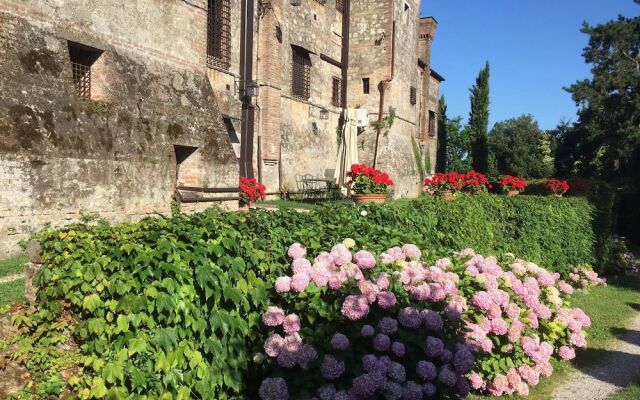 Agriturismo La Montecchia