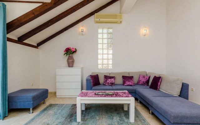 Apartment Alba