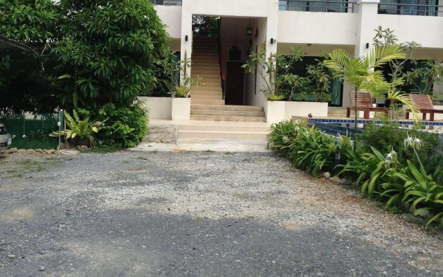 Baan Leelawadee Apartment