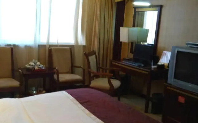 East Lake International Hotel