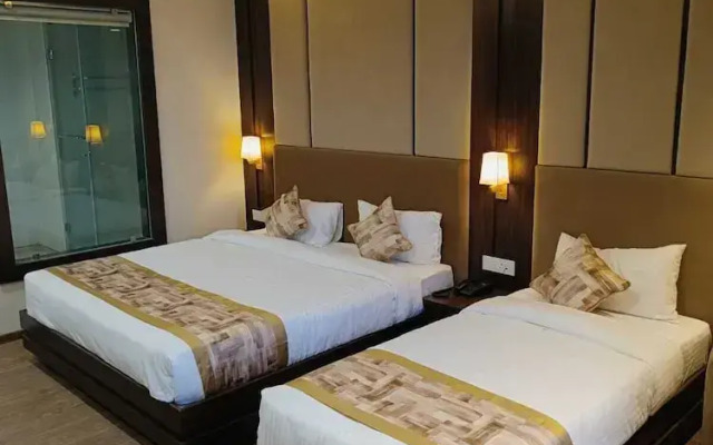 Hotel Raghukul Grand