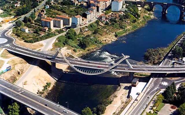 Motel Cancun Barbadas Ourense