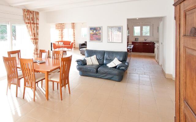 Els Olivars - Three Bedroom