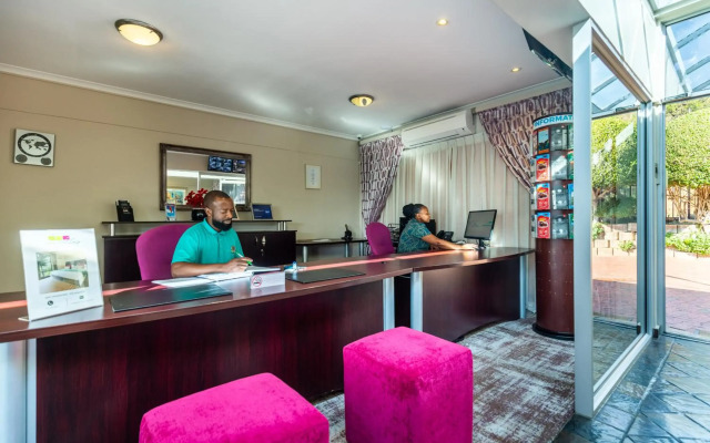 Signal Hill Lodge