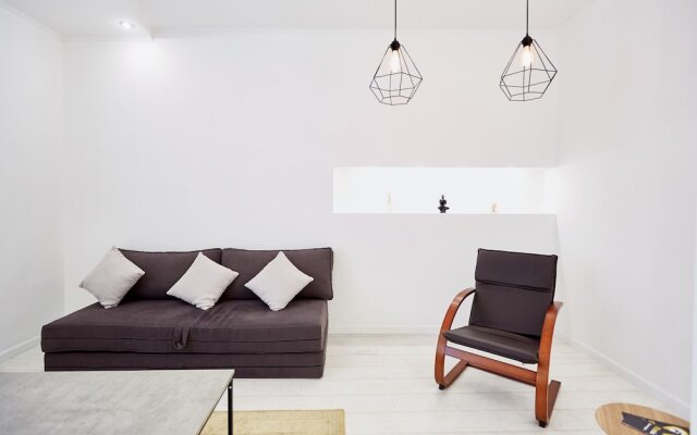 Flatsis Apartment Bazhanova 12