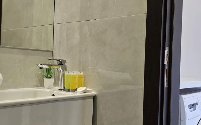 104 NIC - 302 Stay Cosmo City Suite
