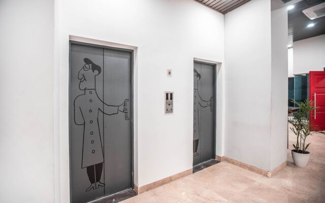 Super OYO Townhouse 1 Hotel Salemba