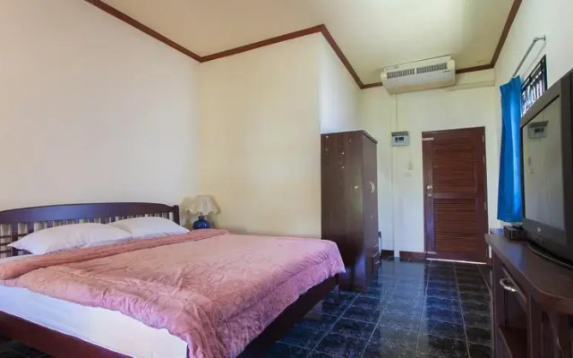 BaanBoonsom Guesthouse