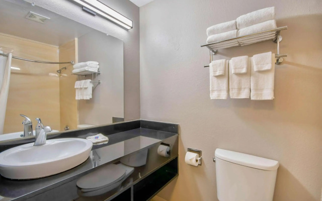 Studio 6 San Antonio, TX - Medical Center