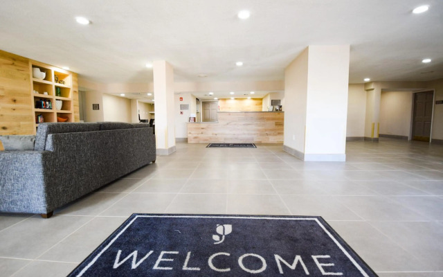 Country Inn & Suites by Radisson, North Little Rock, AR