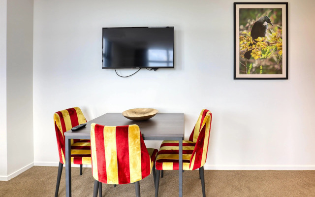 Ramada Suites by Wyndham Auckland Manukau Pacific Centre