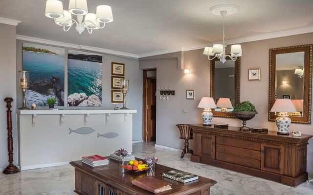 Faros Residence - Adults Only