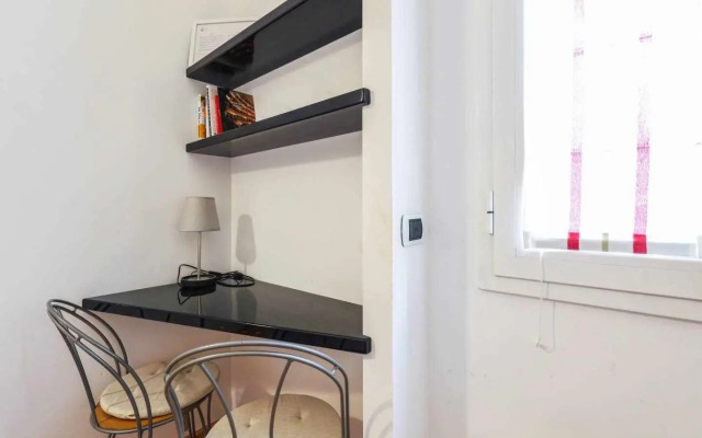 SV18C Charming modern flat S Ambrogio