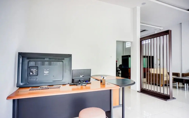 Collection O Almasarra Residence Near Ring Road Medan