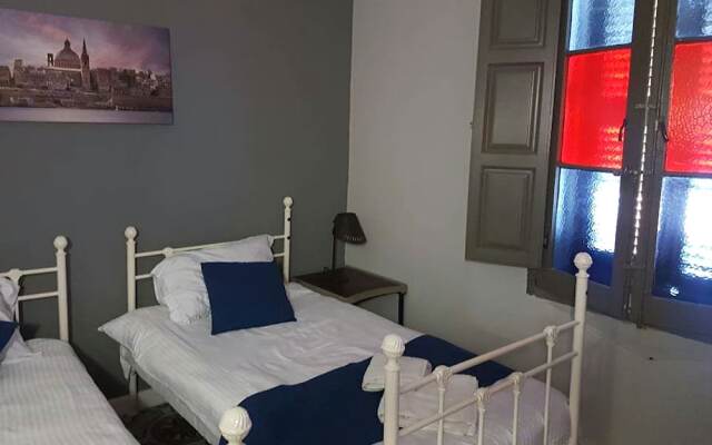 Sliema Ferries Guest House