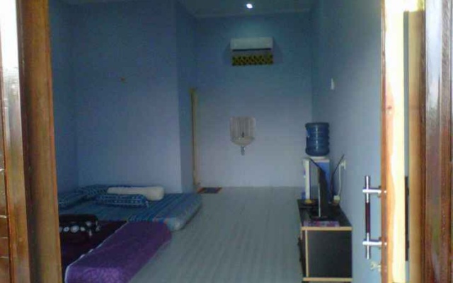 Sawarna Bimbim Seaview Homestay – Guest Rooms – Cisolok