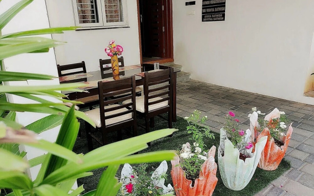 Swarna Sudarshan Service Apartments