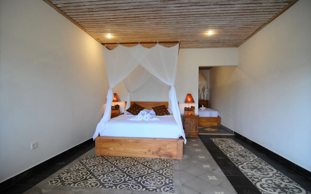 Villa Lihat Sawah