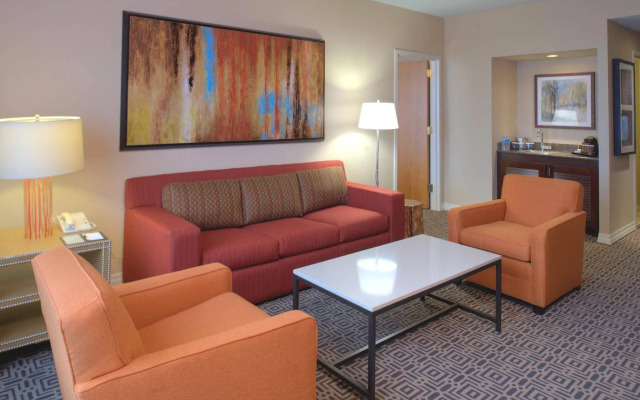 Baymont by Wyndham St. Charles