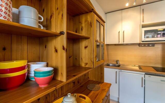 CH125 - Studio bien entretenu. Proximité centre de Val d'Isère.