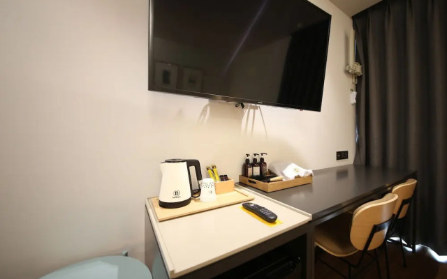 Brown Dot Hotel Busan Sajik Stadium