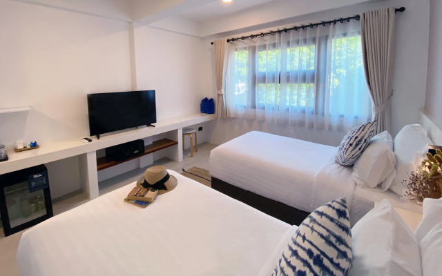 Blue Tao Beach Hotel