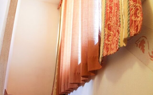 Exedra Holiday House