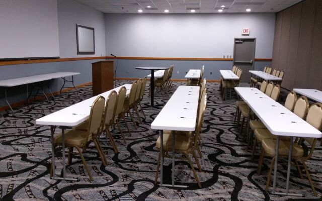 Motel 6 Hastings, NE