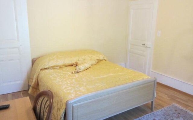 Chambres D'hôtes  La Petite Rochette
