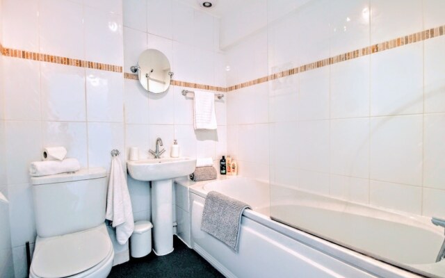The Skye Seaview Apartment
