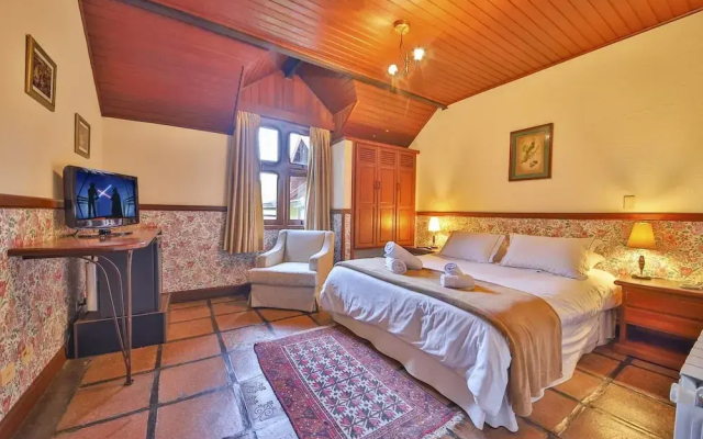 Esquilo Hotel