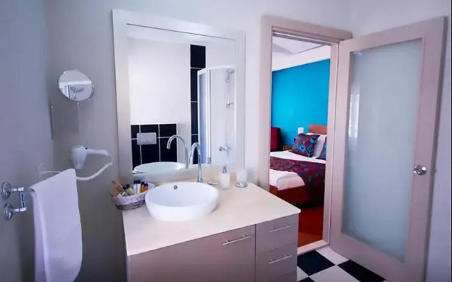Pera City Suites