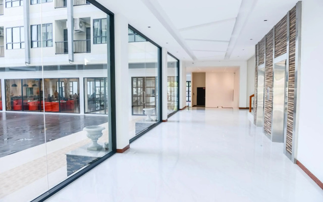 Orchid Riverview Hotel