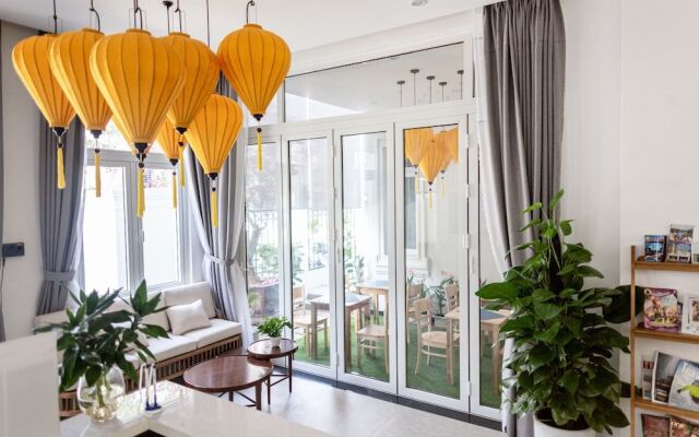 Mer Villa And Hotel Da Nang