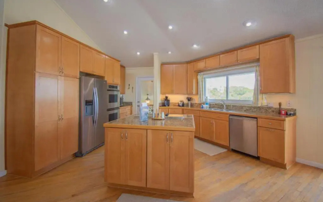 Sprawling Ocean View Home With Massive Deck