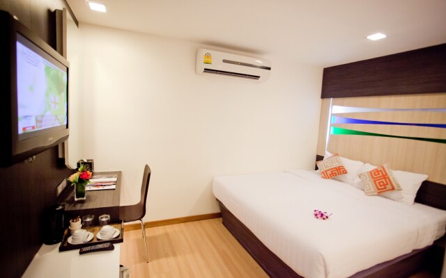 Studio Sukhumvit 11