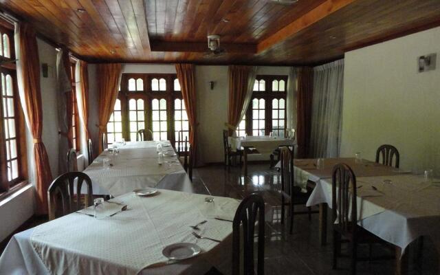 Tikiri Villa