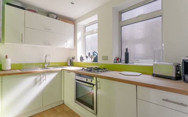 1 Bedroom Flat In Central London