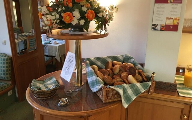 Hotel Adler
