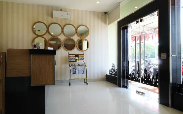 Airy Panakkukang Boulevard Pengayoman 7 Makassar