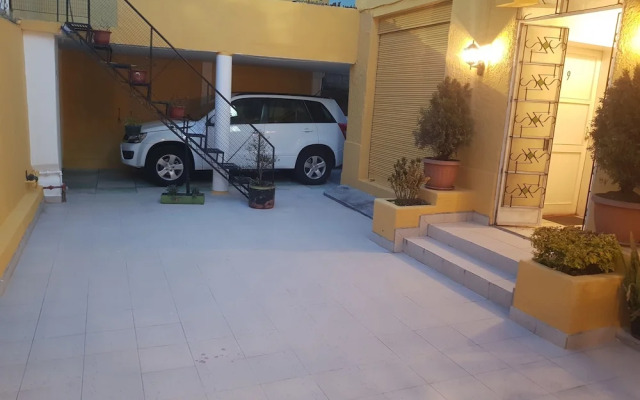 Petite Maison