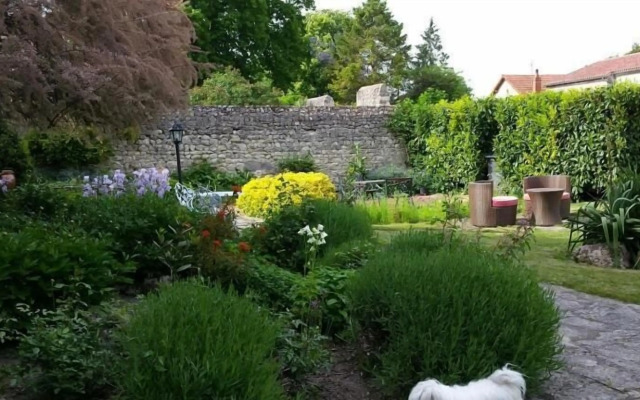 Maison Du Prince De Conde