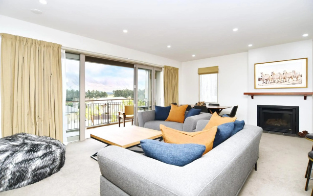 High Country Villa 250 - Christchurch Holiday Homes
