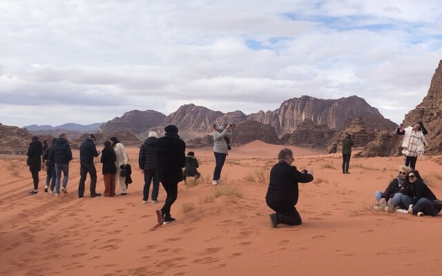 Friend wadi Rum