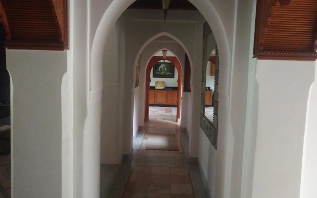 Superbe villa marocaine palmeraie