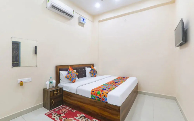 Fabhotel Rk Palace
