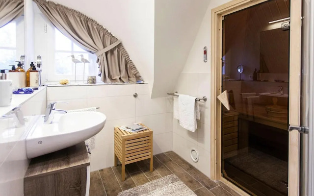 House by Bodden Lagoon With Sauna